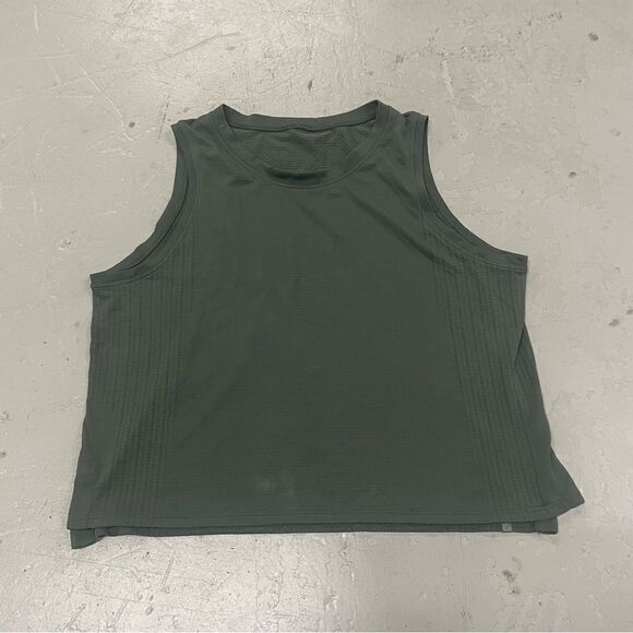 Lululemon Womens Green Workout Tank Top Fits Size Small/Medium - Picture 1 of 4